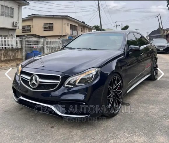 Mercedes-Benz E350 2011 Blue